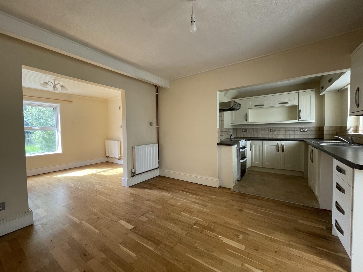 Chyvelah Terrace, Threemilestone, Truro
